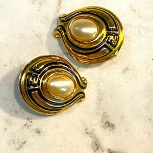 Vintage Fendi faux Pearl Clip Earrings